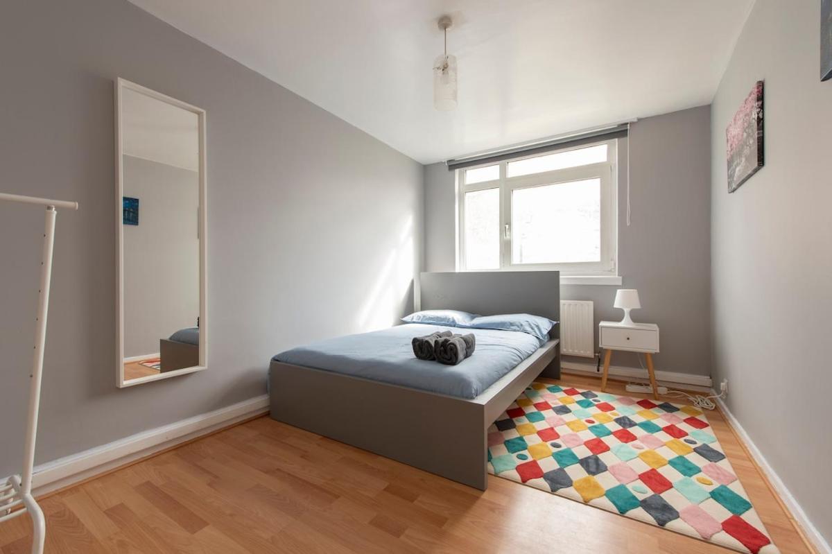 Lovely 2-Bed 20 Mins To Central לונדון מראה חיצוני תמונה