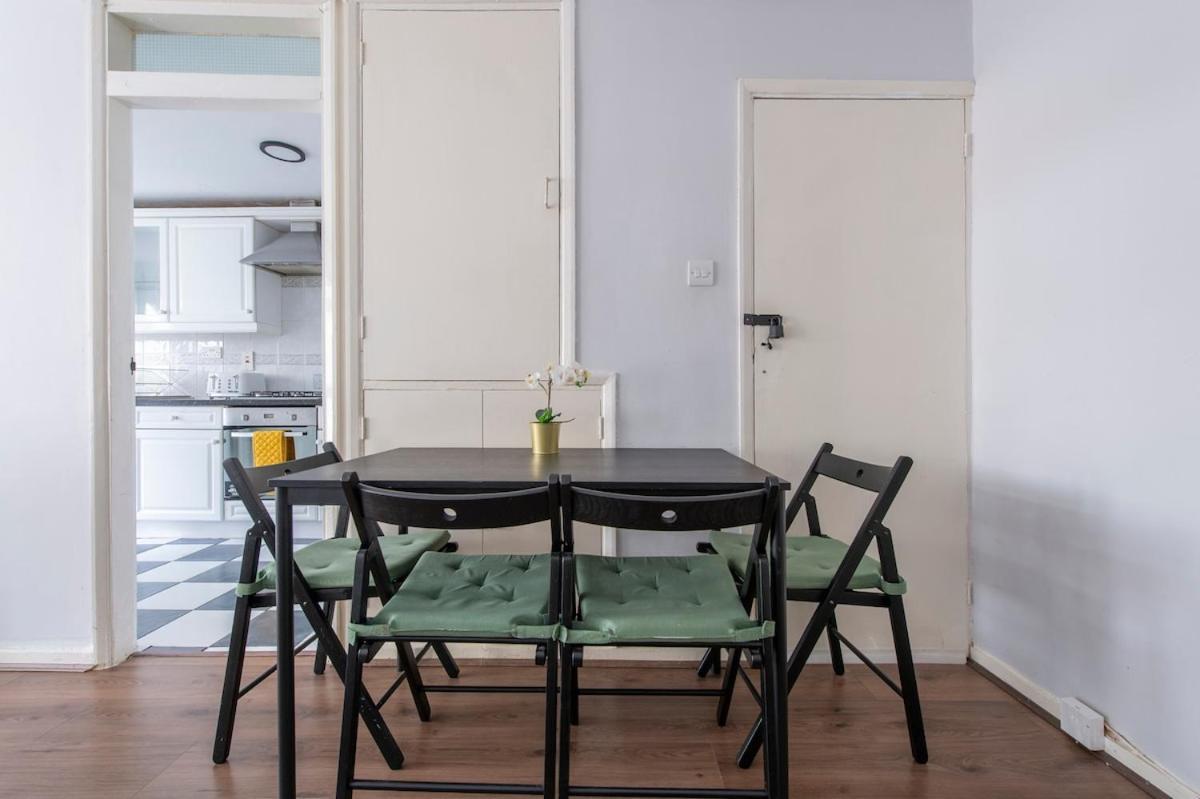Lovely 2-Bed 20 Mins To Central לונדון מראה חיצוני תמונה